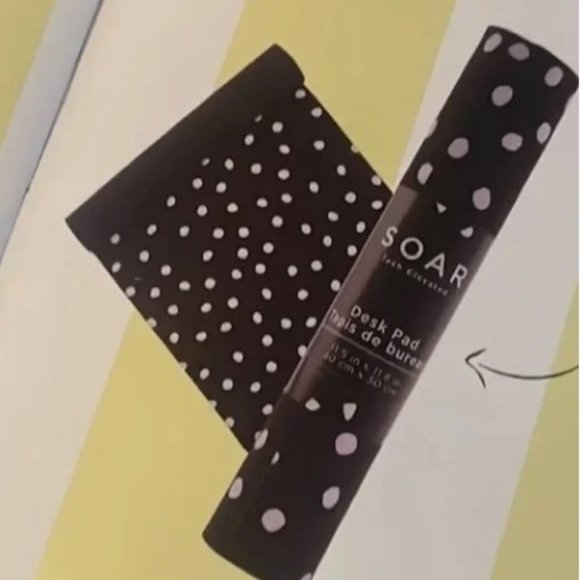 SOAR TECH ELEVATED DESK PAD - NWT - Picture 4 of 6